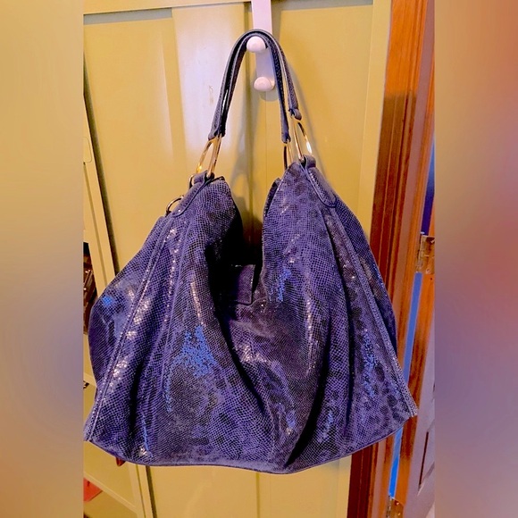 GILI Leather Blue Exotic Stirrup Hobo - Picture 2 of 7